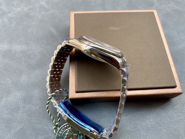 激安ロレックス内部構造